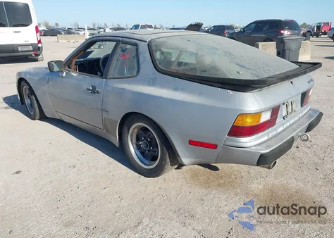1984 Porsche 944 z USA, uszkodzony, nr VIN WP0AA0948EN455468